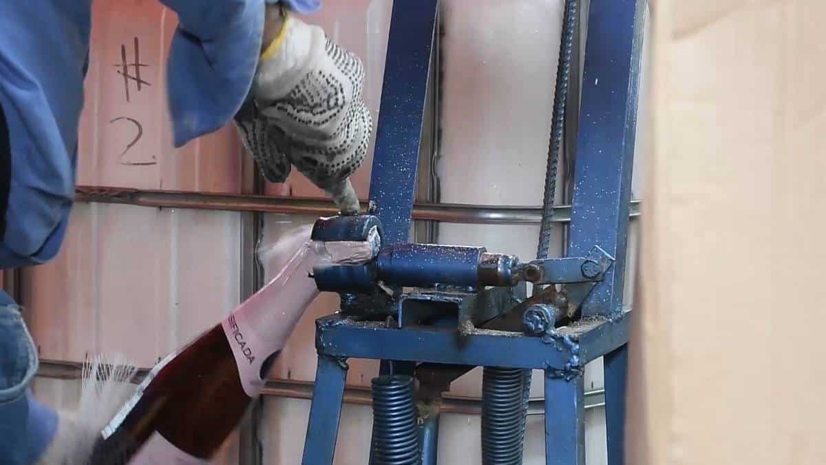 Licor y cigarrillos de contrabando en Antioquia