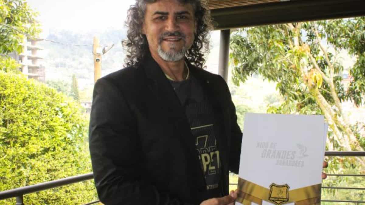 Águilas Doradas anunció a Leonel Álvarez como su nuevo entrenador