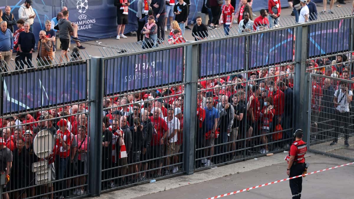 Liverpool exigió disculpas del gobierno francés