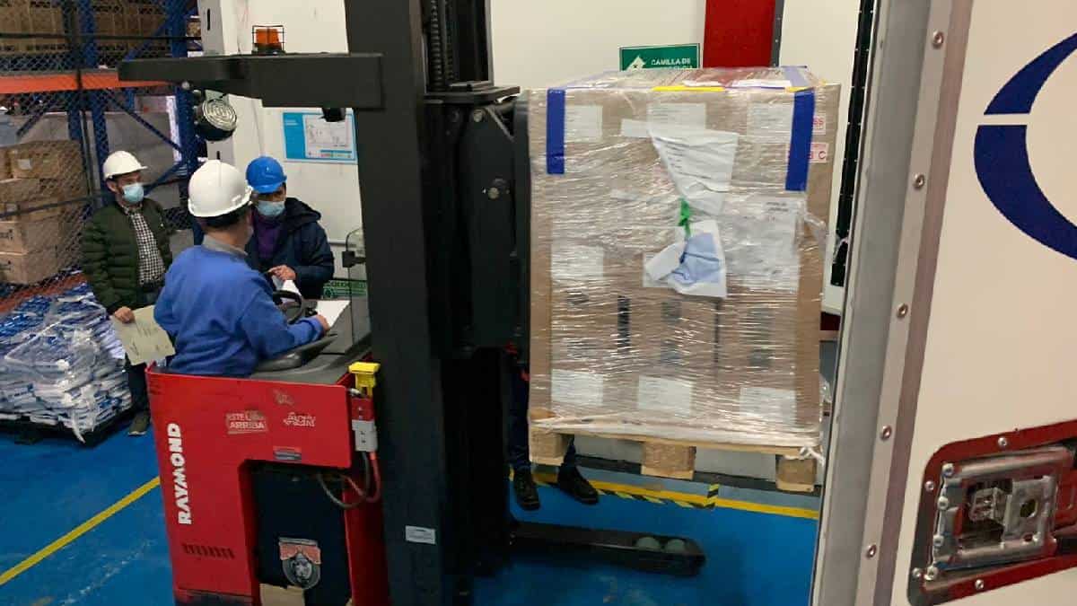 Llegada de nuevo lote de vacunas anticovid a Colombia