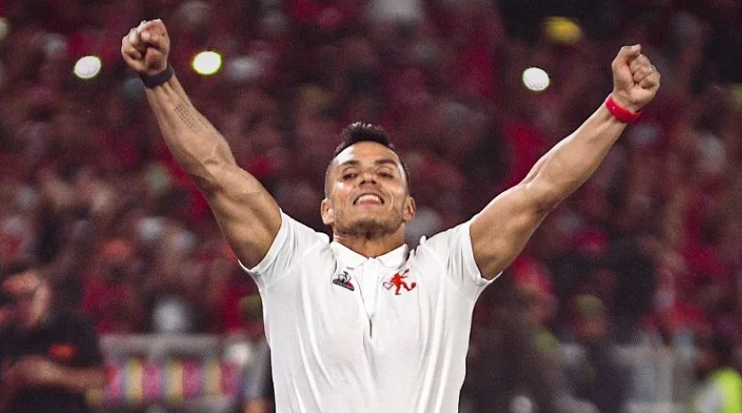 Lucas González, de insultado a ovacionado en América