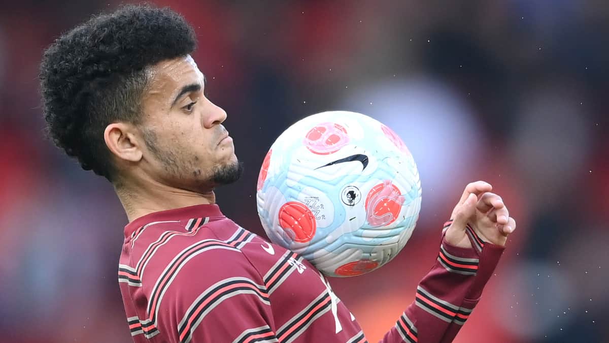 Luis Díaz no jugaría en partido entre Liverpool y Aston Villa