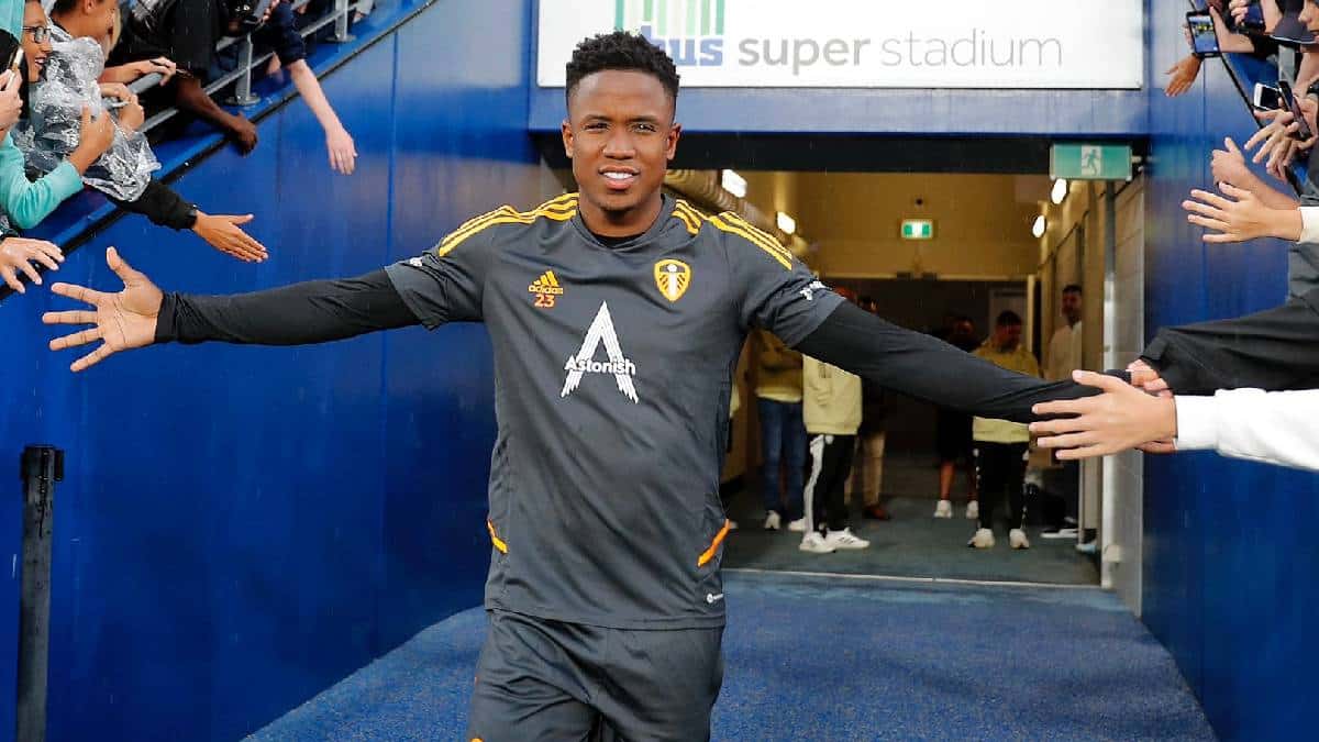 Exjugador inglés critica a Luis Sinisterra y al Leeds