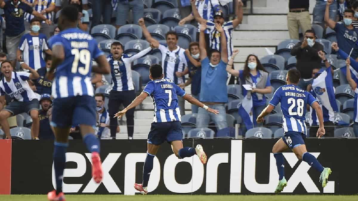 Luis Díaz celebrando su gol con Porto