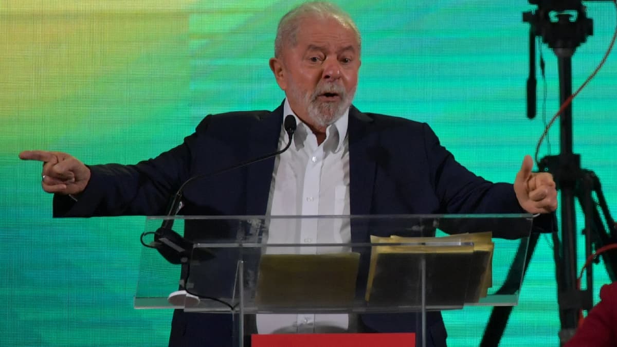 Lula da Silva lanza candidatura a la Presidencia de Brasil