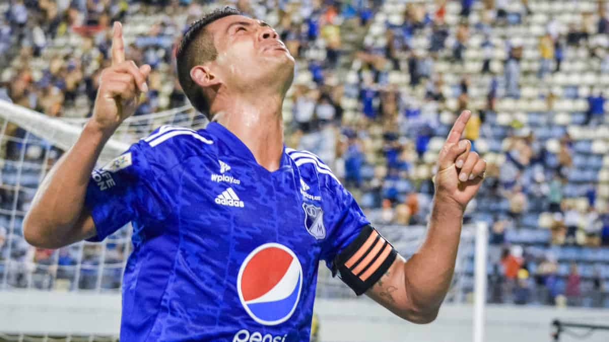 Macalister Silva fue elegido como el mejor jugador del país en 2021