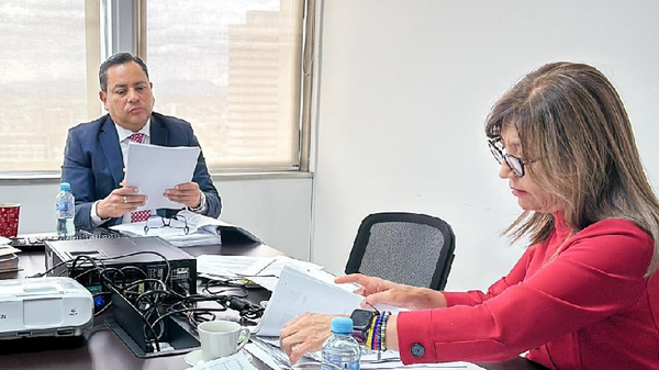 Martha Lucía Zamora declaró ante la Procuraduría sobre caso de la licitación de pasaportes Martha Lucía Zamora declaró ante la Procuraduría sobre caso de la licitación de pasaportes