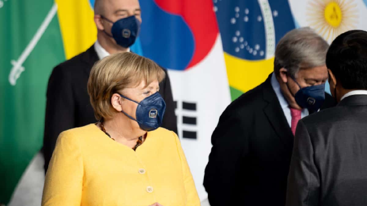 Canciller de Alemania advierte sobre resurgimiento de la pandemia