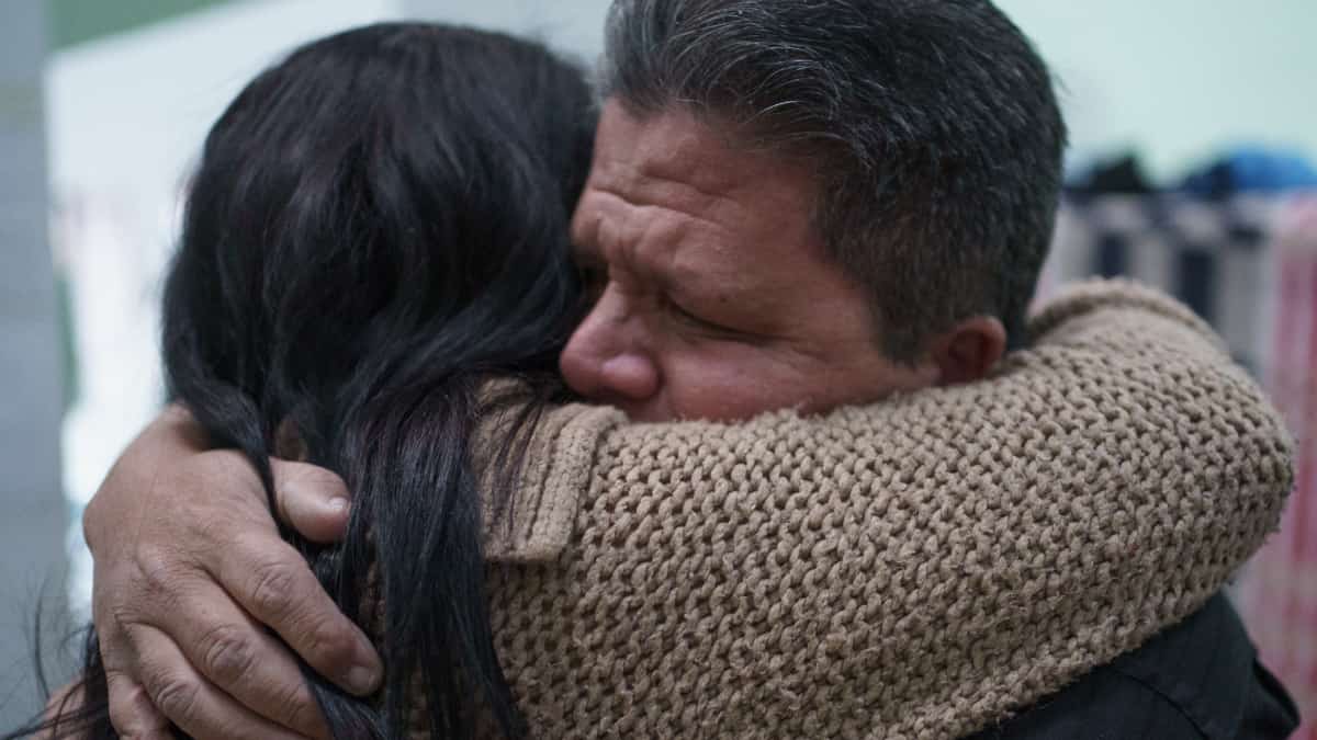 Rescatan en México a 600 inmigrantes que viajaban en tráileres