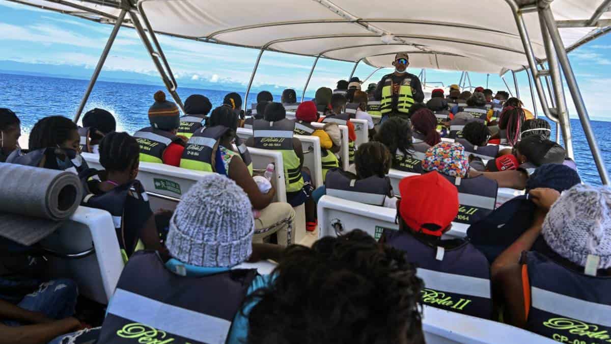 Panamá permitirá paso de migrantes para tratar de aliviar crisis en Necoclí