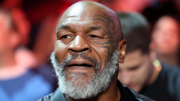 Mike Tyson tras golpear a un pasajero en un avión: fiscal tomó una decisión Mike Tyson tras golpear a un pasajero en un avión: fiscal tomó una decisión