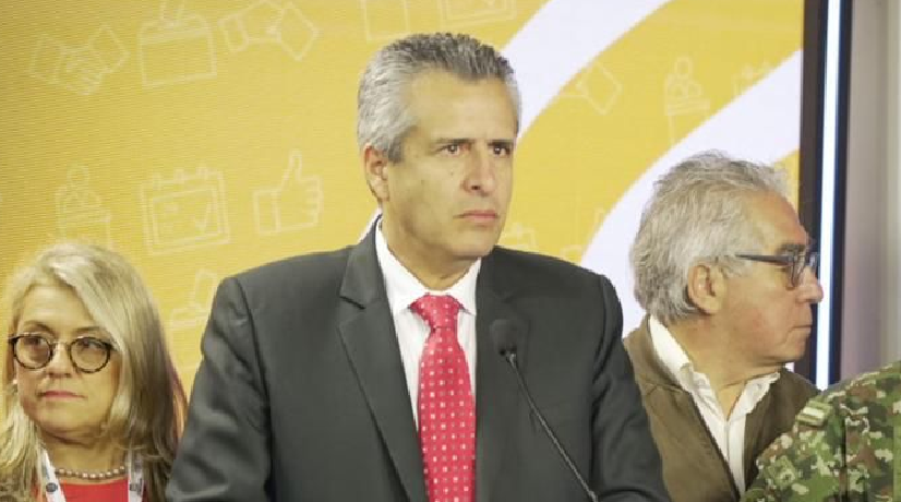 "Buscar la solución de qué van a vivir": Mininterior sobre financiamiento del ELN.