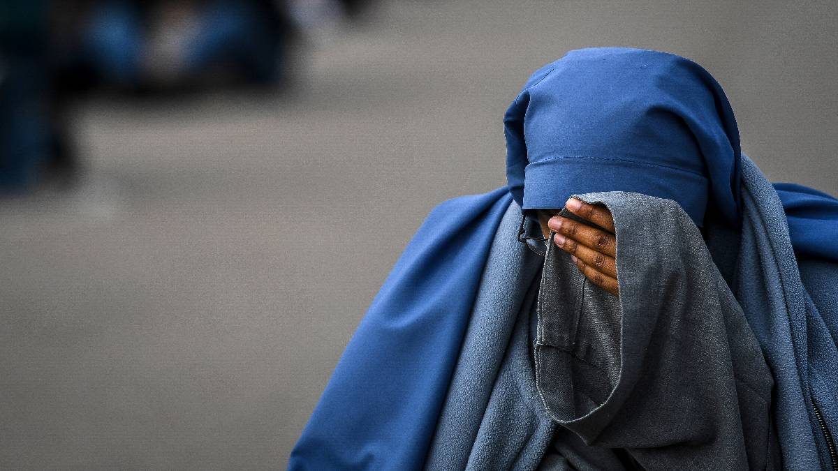 Durante la útima década la monja se apropió de los recursos de una escuela.