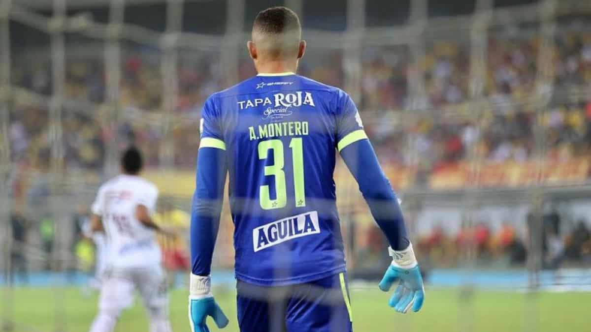 Tolima no convocó a Álvaro Montero y le quitó el número de camiseta