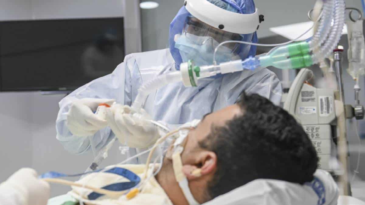 Muertes por coronavirus en América Latina superan los 1,5 millones