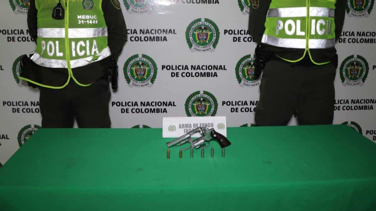 Murió joven que disparó a Policía en Santander durante requisa