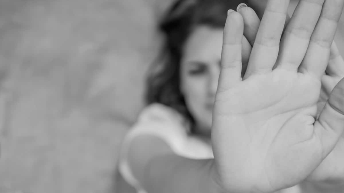 Mujer fue asesinada mientras sacaba a pasear sus perros