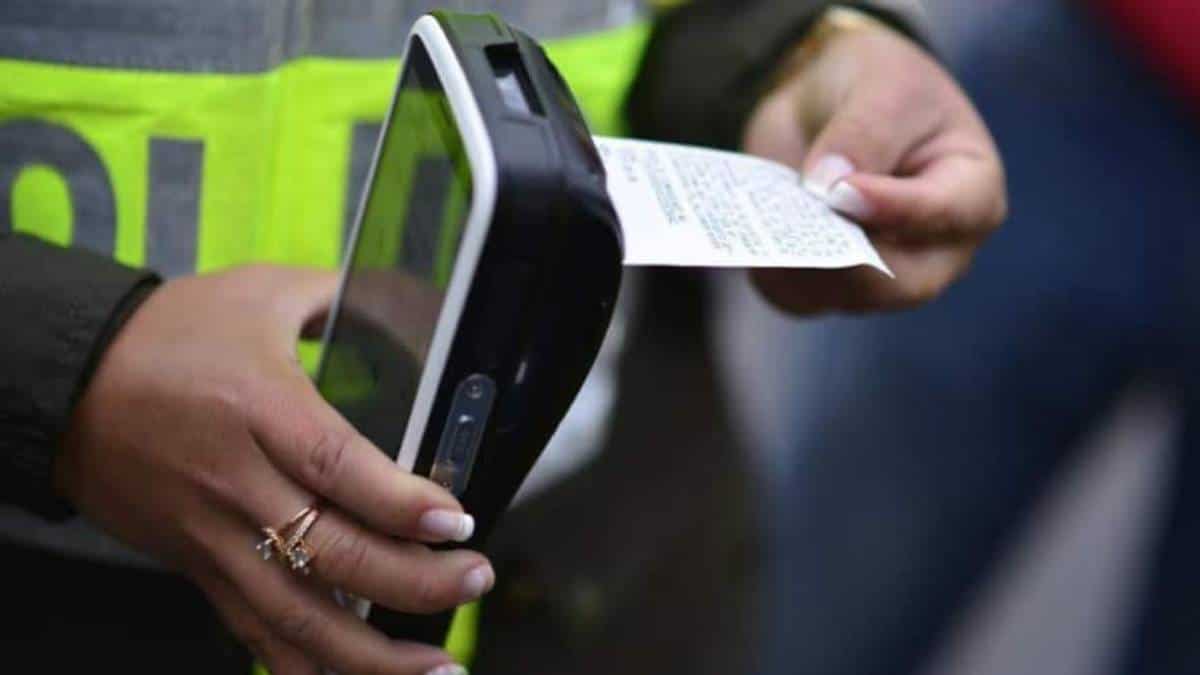 Tres pasos para pagar sus comparendos en línea