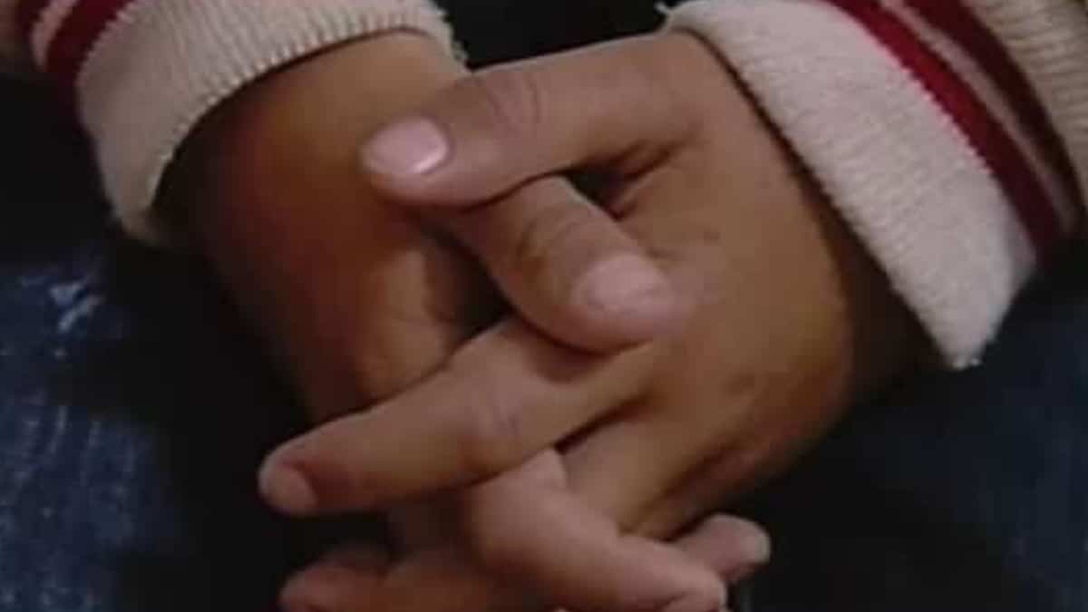 Abuela golpea a una niña por denunciar abuso sexual en Envigado