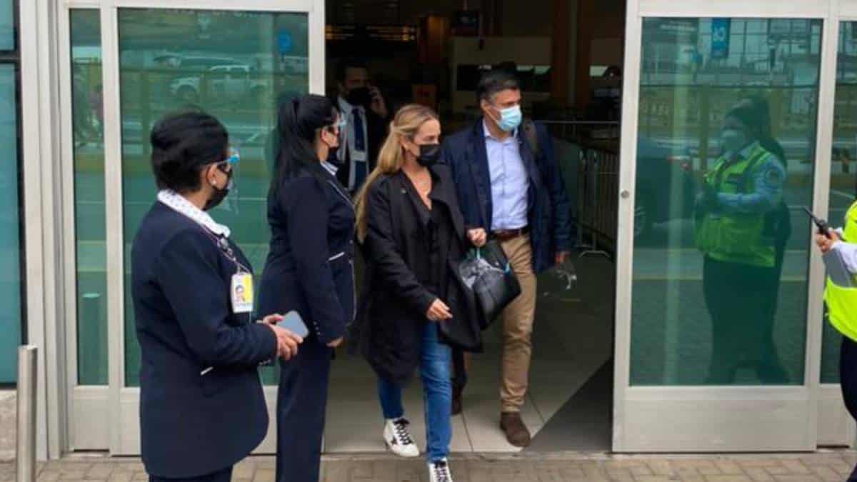 Leopoldo López denunció que tuvo problemas para entrar a Perú