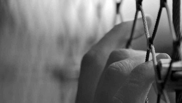 Padre sometía a su hijo de 6 años a torturas con un látigo mojado y amenazaba con ahogarlo: ya fue capturado Padre sometía a su hijo de 6 años a torturas con un látigo mojado y amenazaba con ahogarlo: ya fue capturado