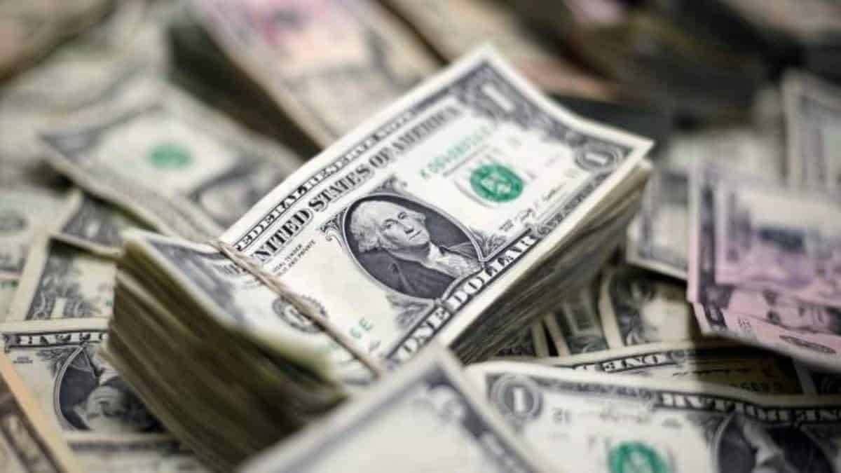 El dólar sigue por encima de los 4.000 COP