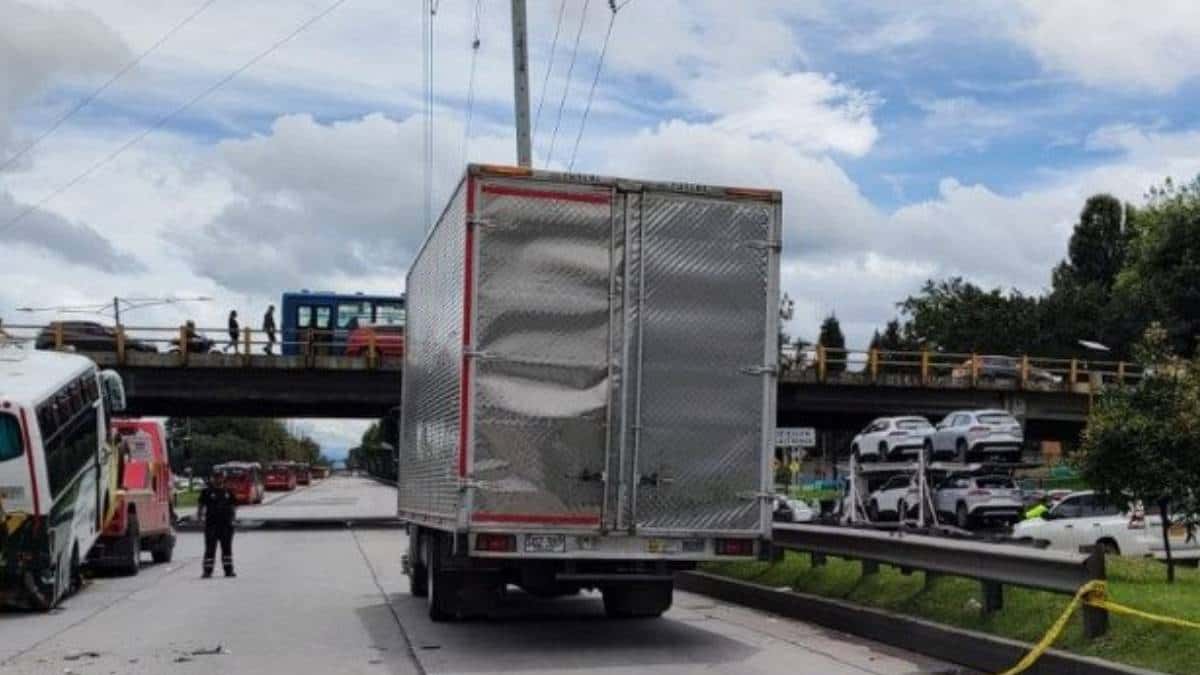 Murió motociclista en accidente en la calle 127