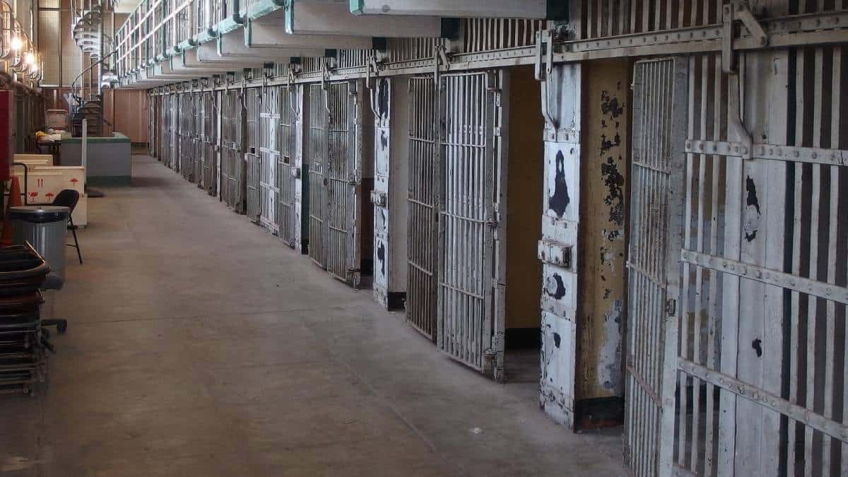 Motín en Cali por armas hechas con cepillos de dientes