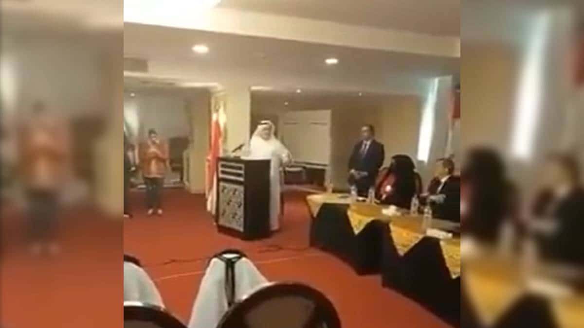Embajador saudí Muhammad Al-Qahtani murió en pleno discurso
