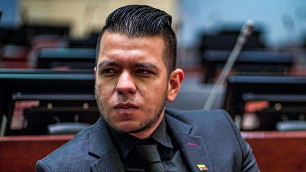 Senador Jota Pe Hernández denunció un plan para asesinarlo: reveló quién lo habría ordenado