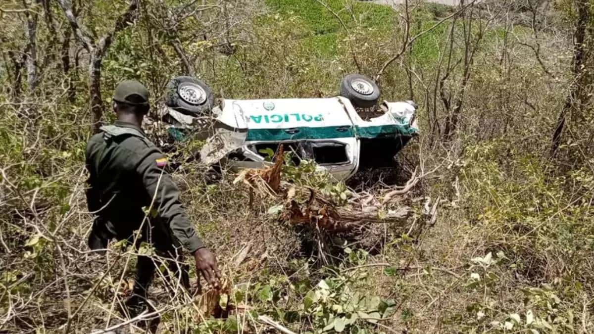 Cinco patrulleros resultaron heridos tras el accidente