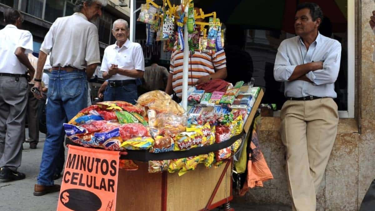60% de los colombianos viven de la informalidad