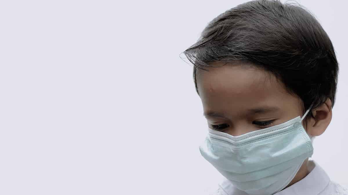 Pequeño con covid