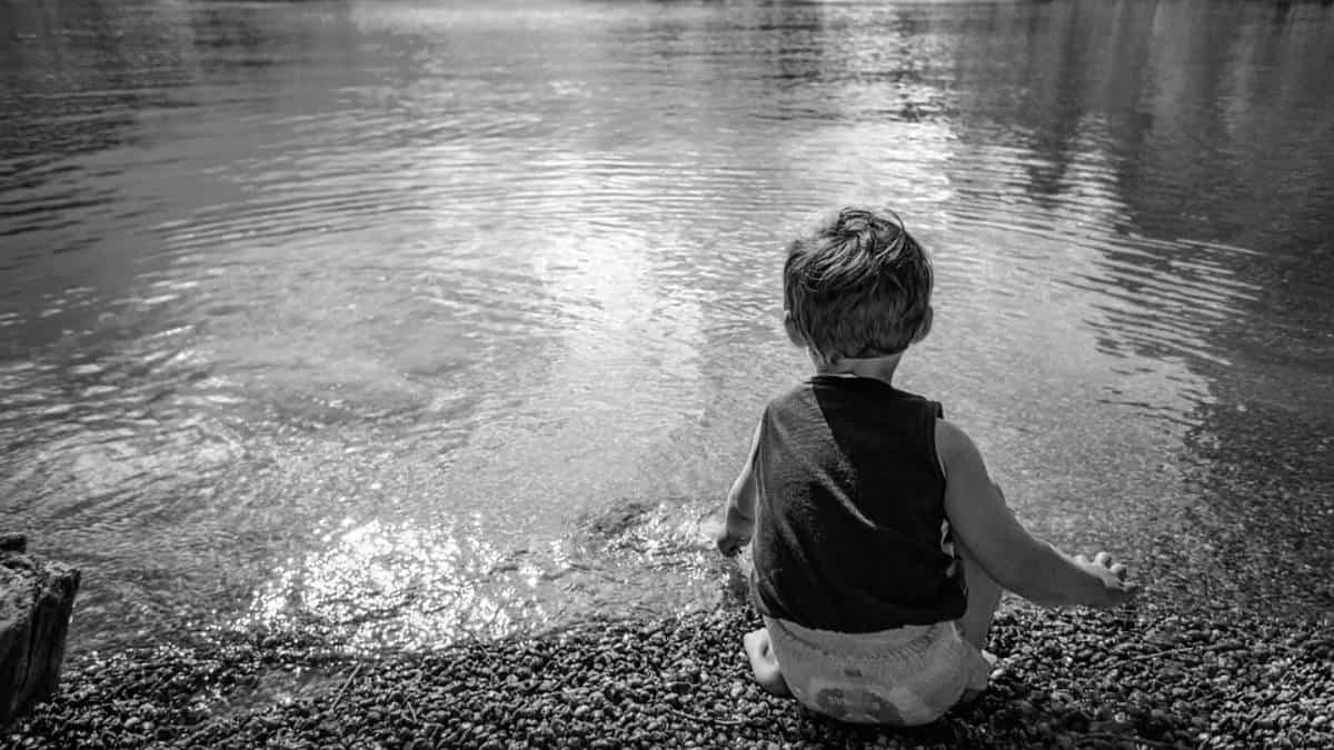 Rescatan a niño de tres años luego de que desapareciera en un bosque de Australia