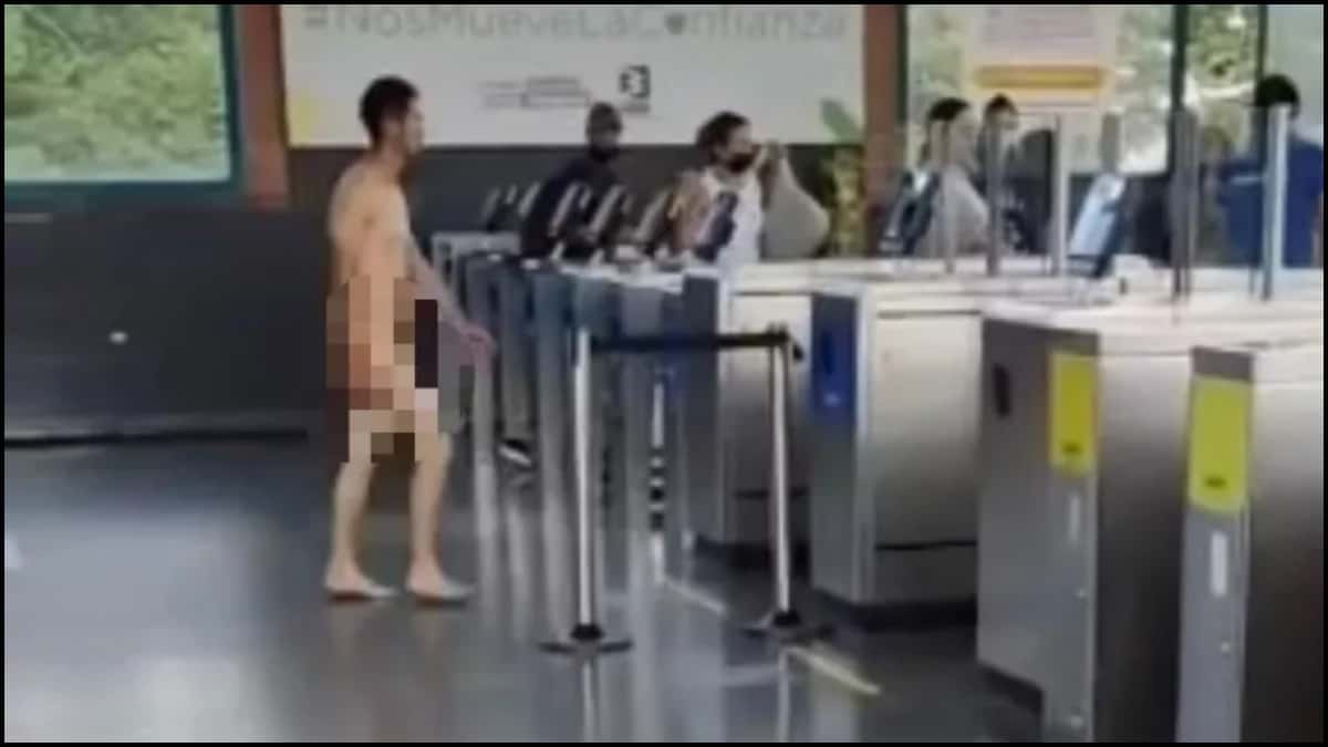 Nudista en Medellín