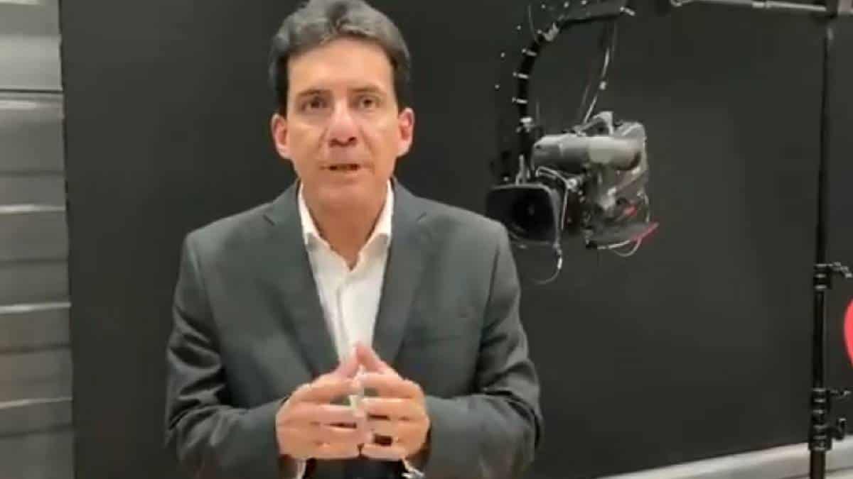 Accidente al aire de periodista colombiano