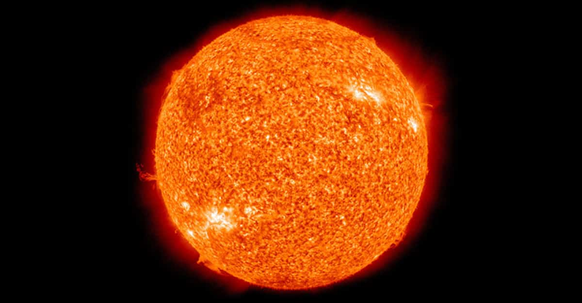 Tormenta solar se acerca a la Tierra y puede afectar la red eléctrica