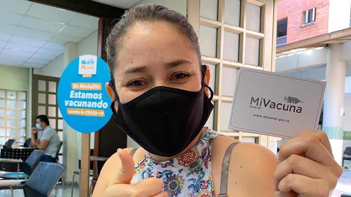 Carné de 'mi vacuna'