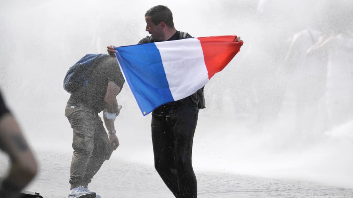 Protestas en Francia contra las medidas anticovid