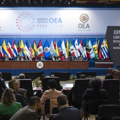 OEA expresa su preocupación por situación de la democracia en Perú ...