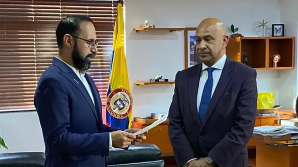 Omar Fredy Prias Caicedo se posesionó como experto comisionado de la Creg