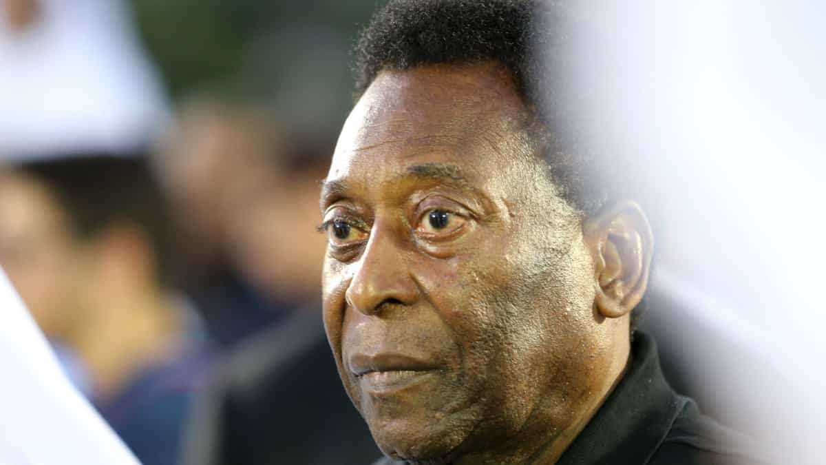 Pelé volvió a ser hospitalizado en clínica de Sao Paulo en abril