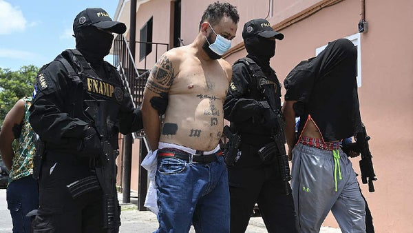 Condenan a dos líderes de la pandilla salvadoreña MS-13 por asesinato en Estados Unidos Condenan a dos líderes de la pandilla salvadoreña MS-13 por asesinato en Estados Unidos