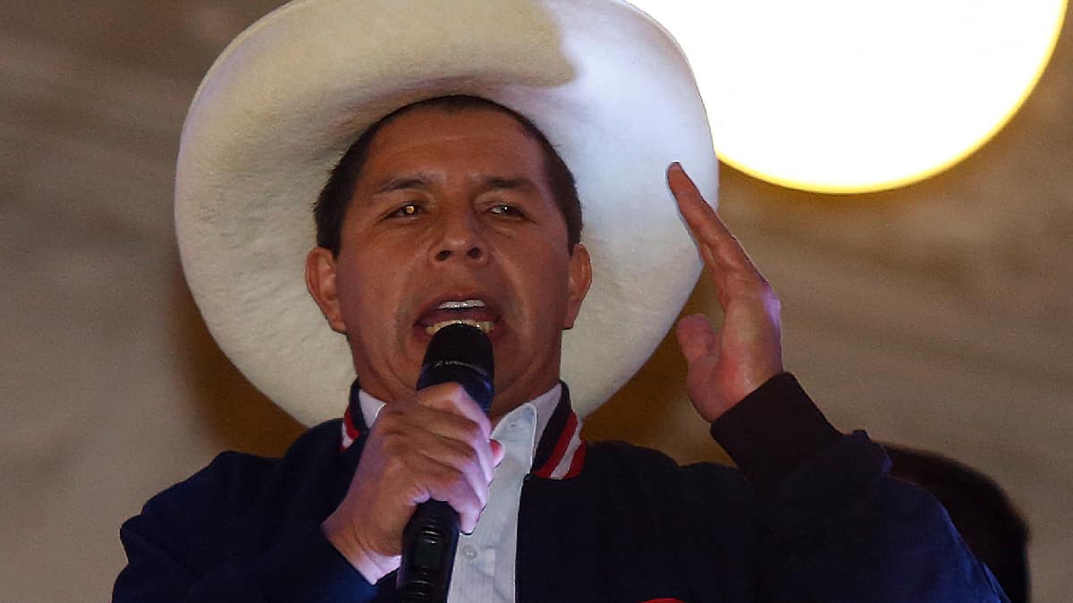 Pedro Castillo tomará posesión en Lima y en Ayacucho