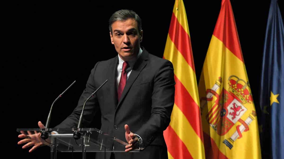 Gobierno español indultará a nueve separatistas catalanes encarcelados