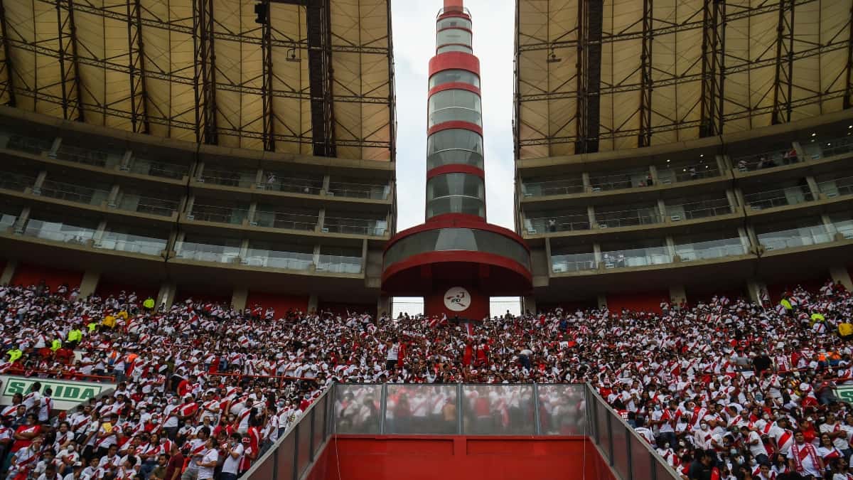 Perú decretó feriado día de repechaje contra Australia