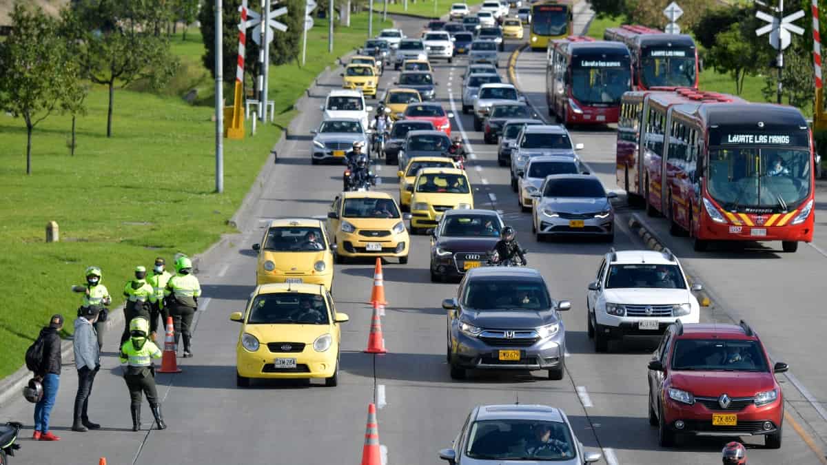 Fenalco Bogotá pide buscar alternativas al pico y placa todo el día