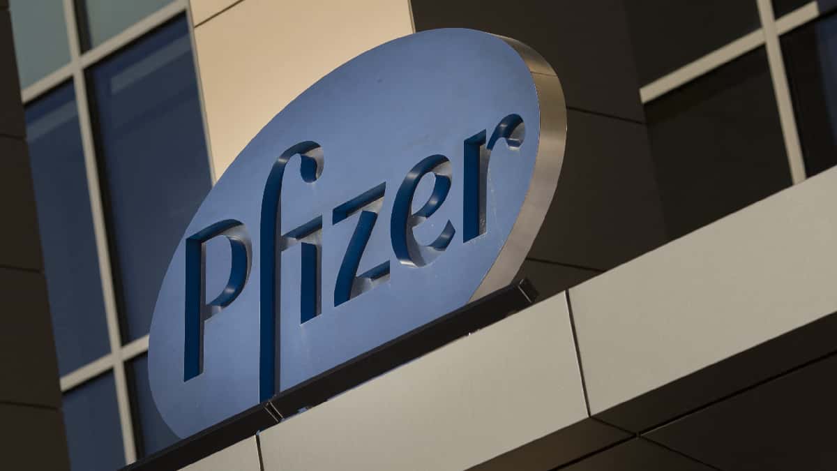 Pfizer inicia prueba de una píldora anticovid