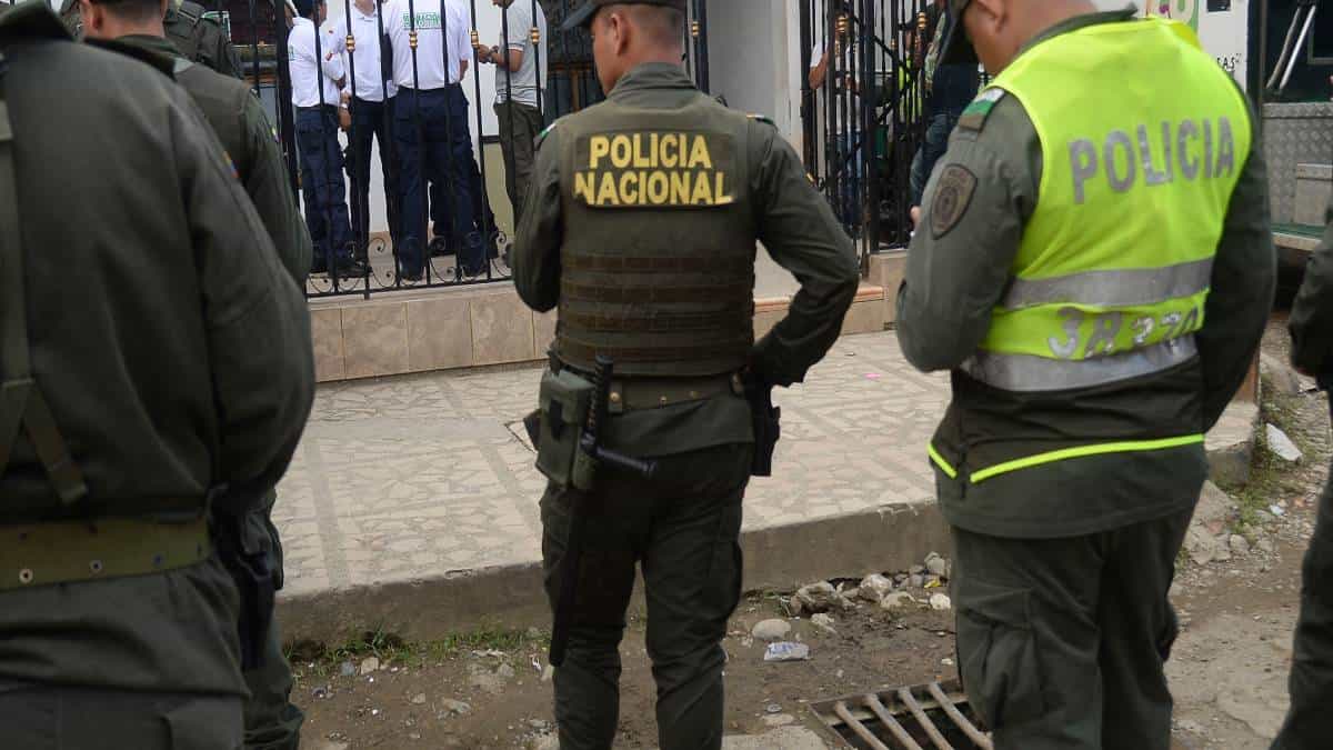 Se investiga si los uniformados habrían cometido más delitos similares