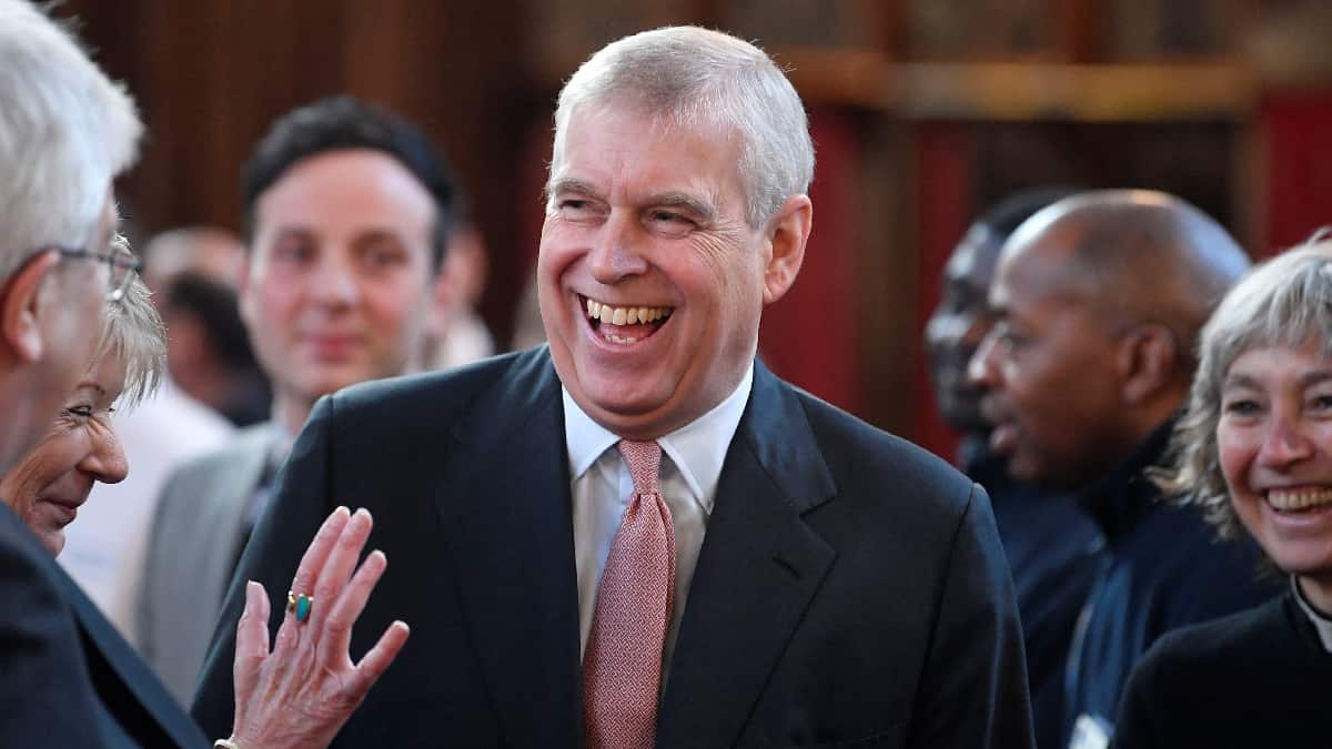 Indignación en Reino Unido por millonario acuerdo del príncipe Andrés